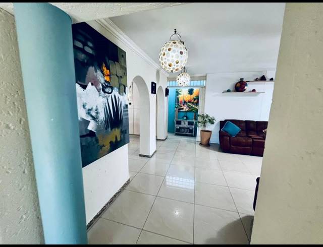 3 BEDROOM FREESTANDING FOR SALE IN BIRCHLEIGH